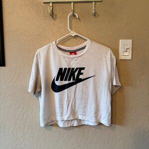 Nike Cropped T-Shirt